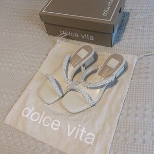 NWT Dolce Vita River Pearl Vanilla Block Heels Size 8.5